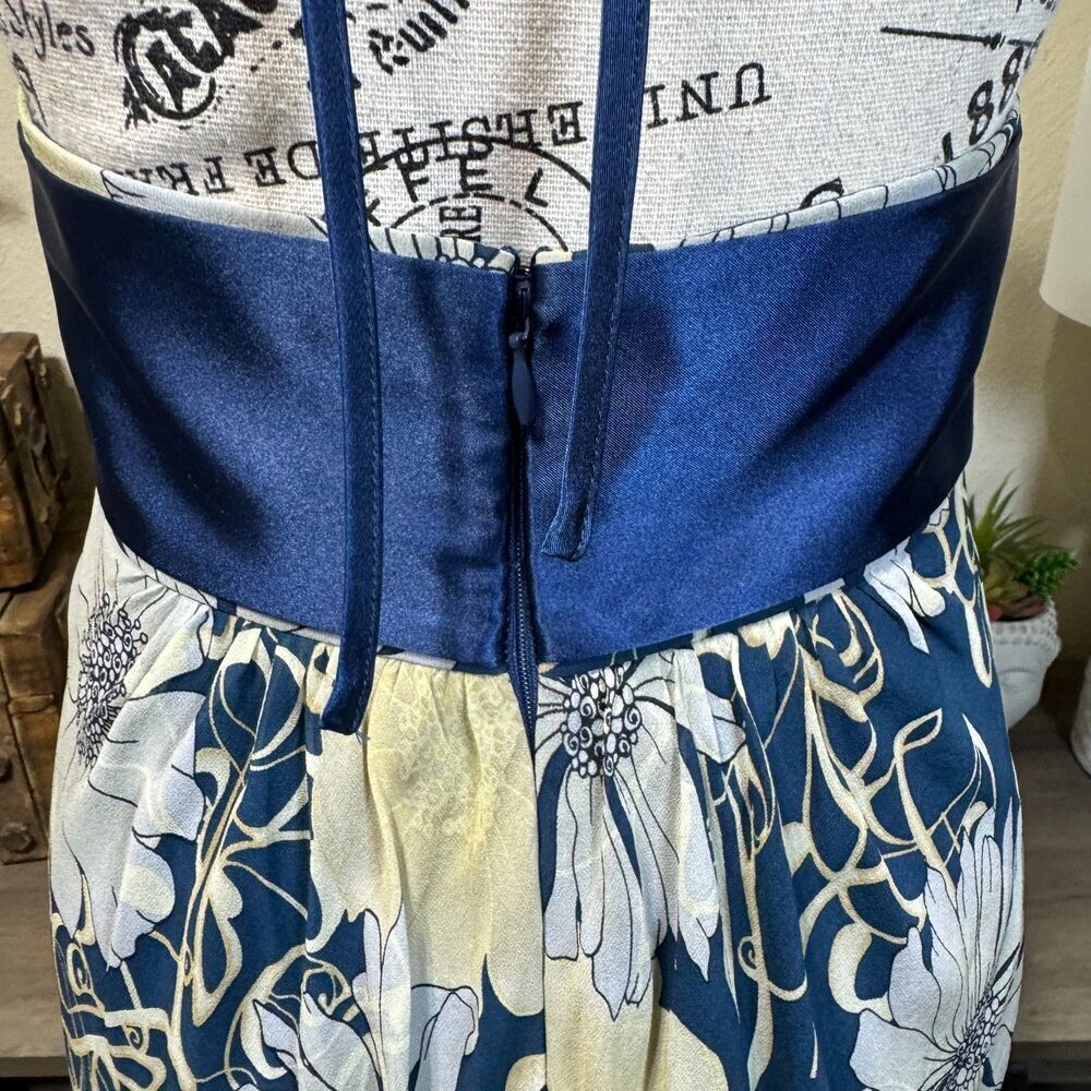 BCBG Y2k Silk Floral Babydoll Halter Maxi Dress Size 4 Bow Whimsy Fairy Bow - Picture 8 of 11